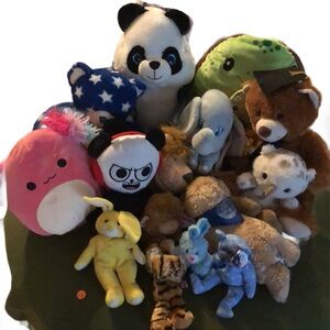 Stuffed animal bundle - 15 pieces